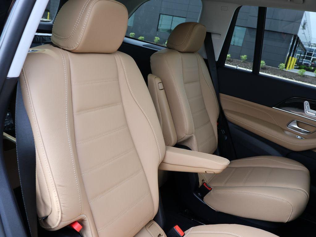 new 2026 Mercedes-Benz GLS 450 car, priced at $105,145