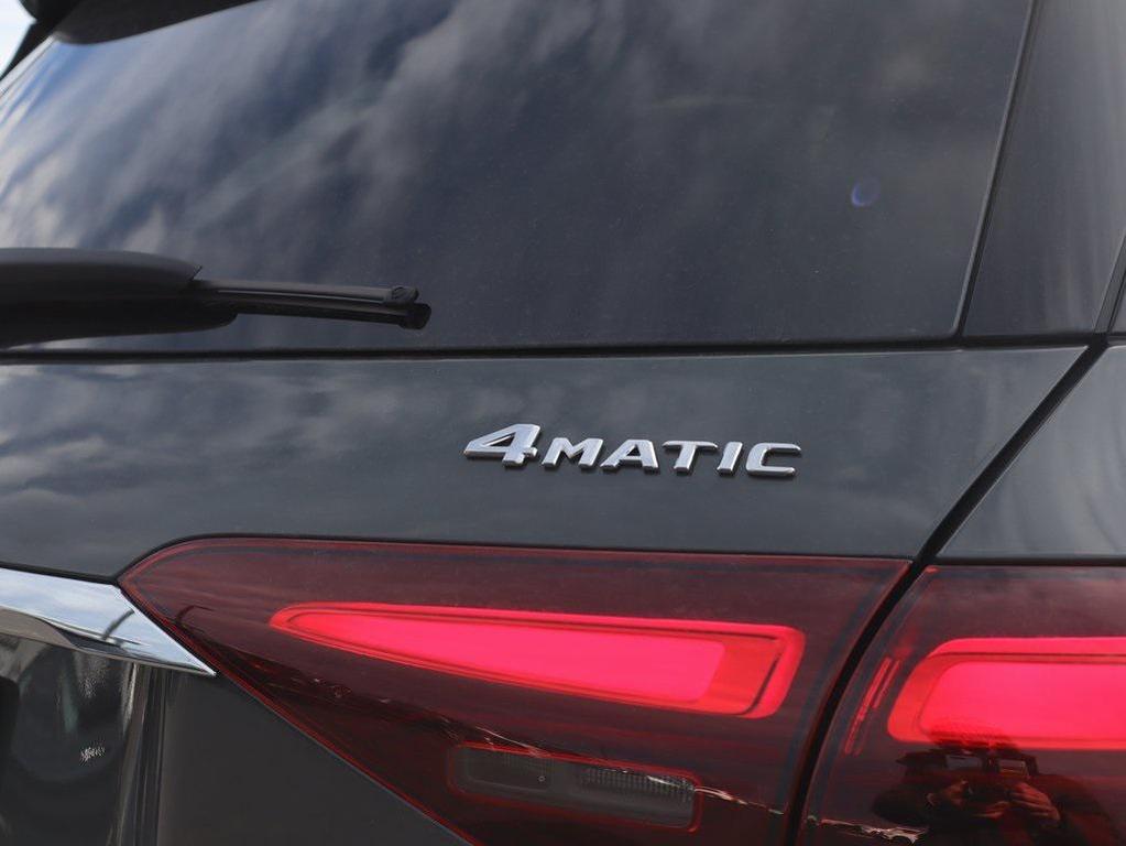 new 2026 Mercedes-Benz GLE 450 car, priced at $79,100