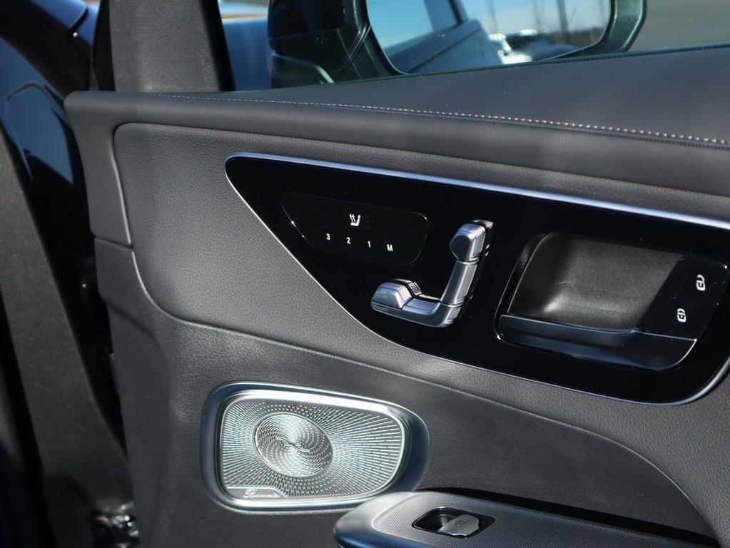 new 2026 Mercedes-Benz GLC 300 car, priced at $62,120