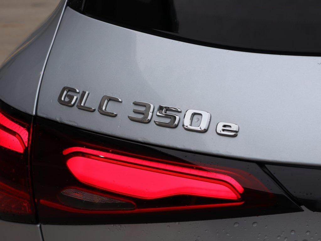 new 2025 Mercedes-Benz GLC 350e car, priced at $67,220
