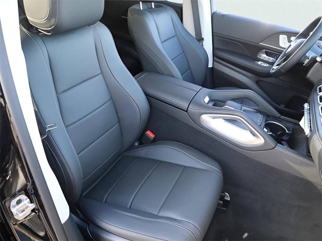 new 2026 Mercedes-Benz GLE 450 car, priced at $80,750