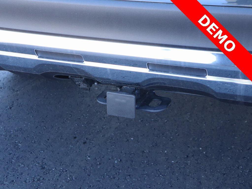 new 2026 Mercedes-Benz GLC 350e car, priced at $69,185