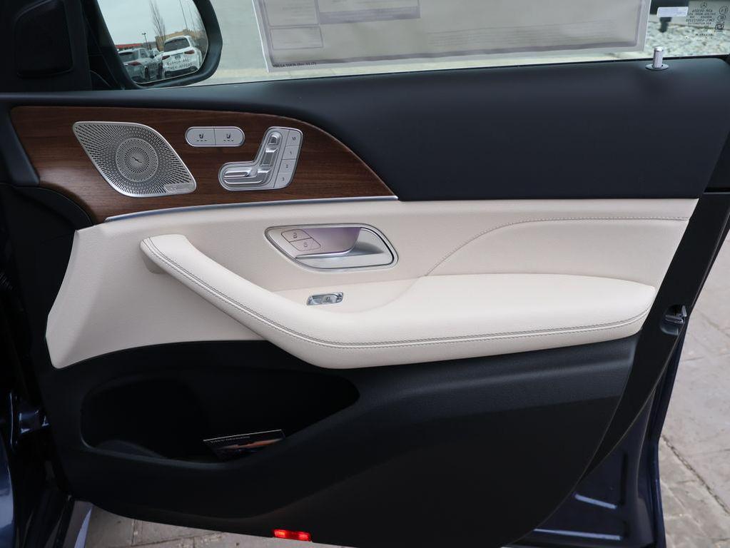 new 2026 Mercedes-Benz GLS 450 car, priced at $103,635