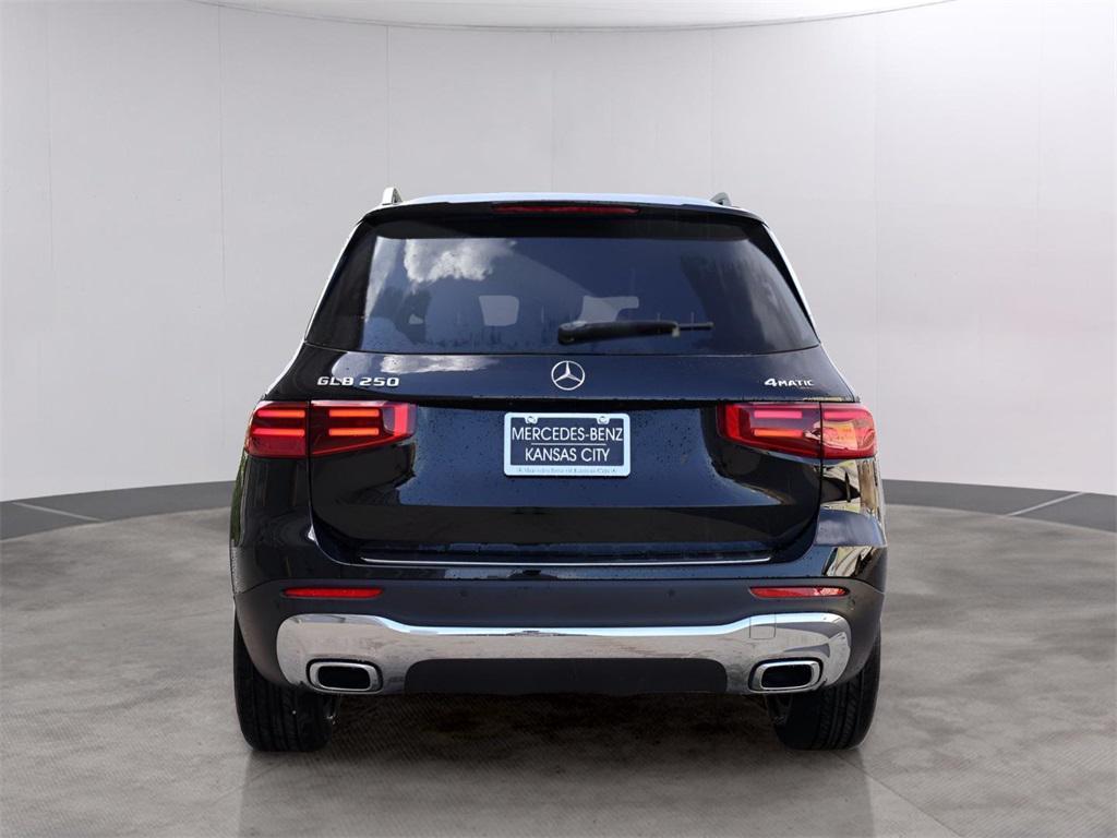 new 2025 Mercedes-Benz GLB 250 car, priced at $51,695