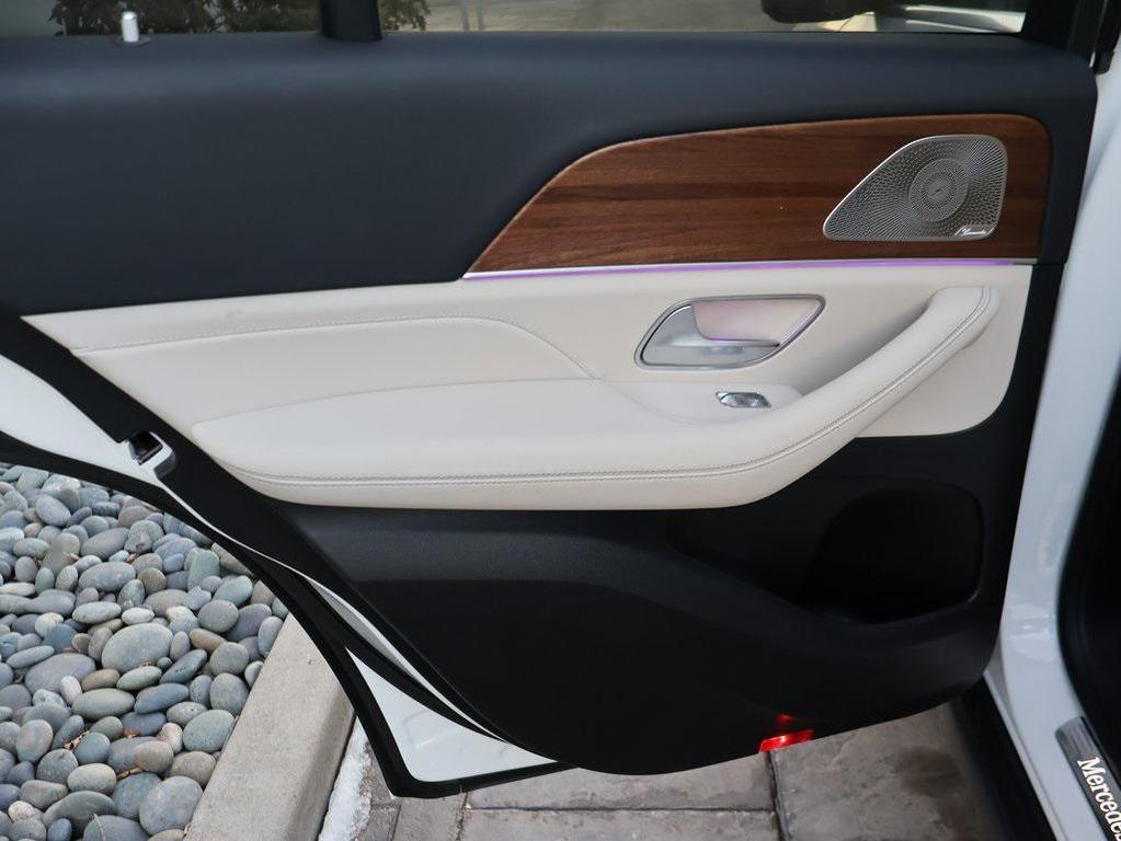 used 2024 Mercedes-Benz GLE 450 car, priced at $65,990