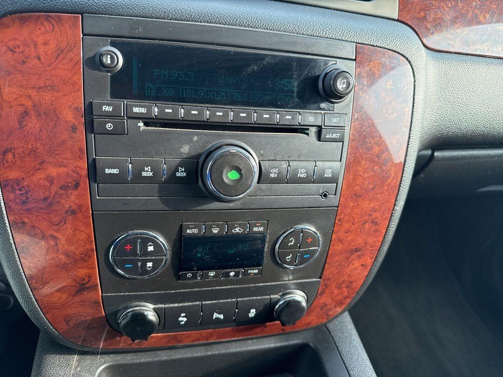 used 2012 Chevrolet Suburban car, priced at $29,997