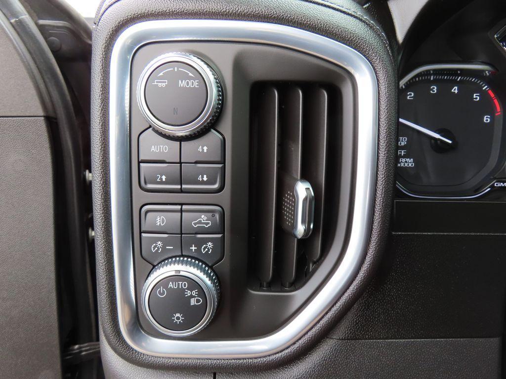 used 2021 GMC Sierra 1500 car, priced at $31,276