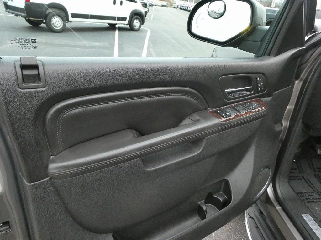 used 2012 GMC Yukon car, priced at $9,997