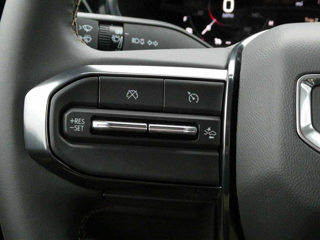 new 2025 GMC Canyon car, priced at $45,552