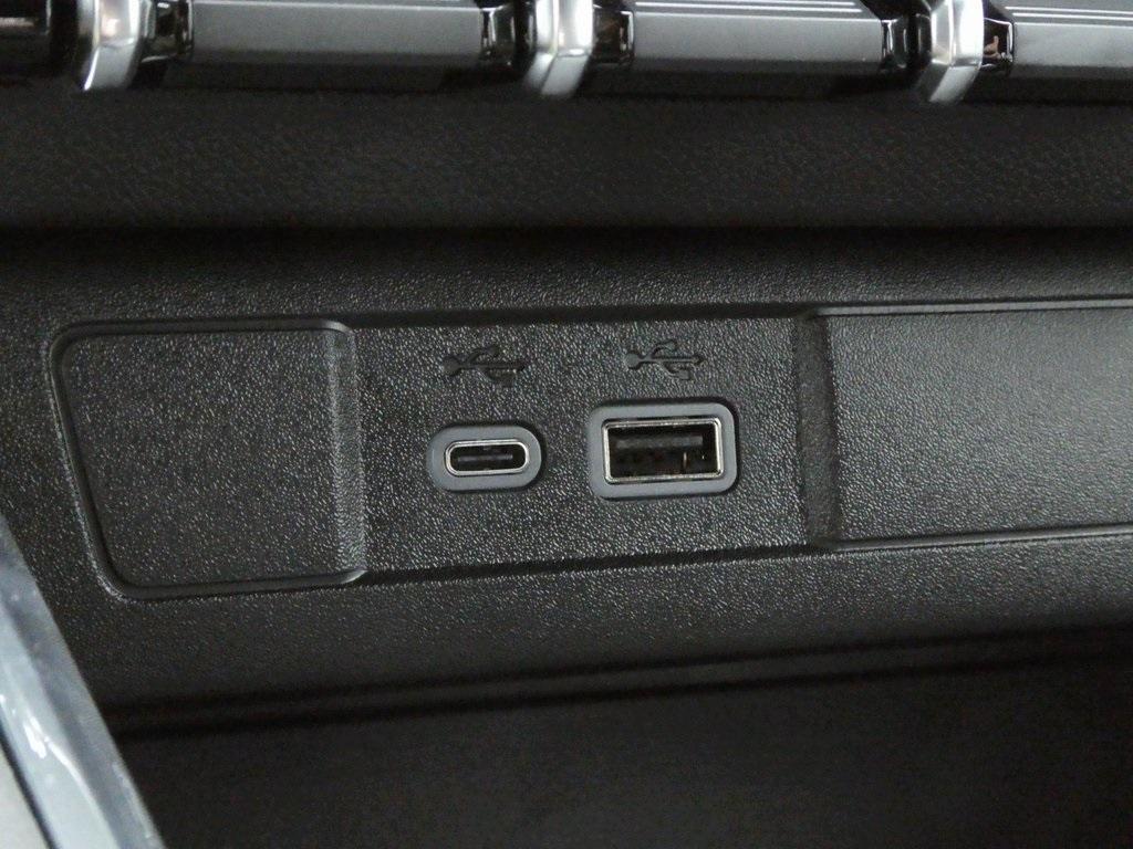 new 2025 GMC Canyon car, priced at $45,552