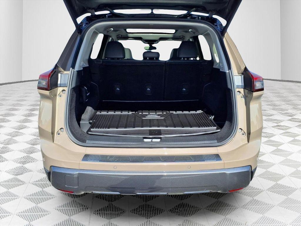 used 2024 Nissan Rogue car, priced at $29,898