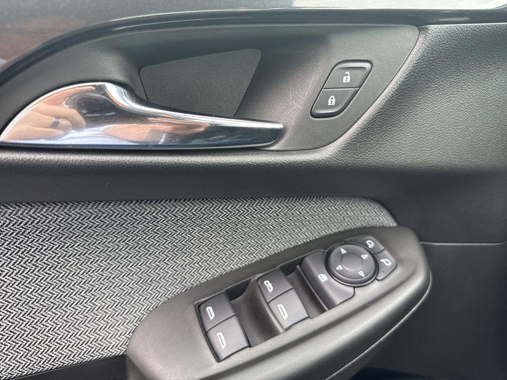 used 2025 Chevrolet TrailBlazer car, priced at $22,841