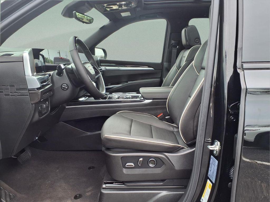 used 2026 Cadillac Escalade ESV car, priced at $124,408