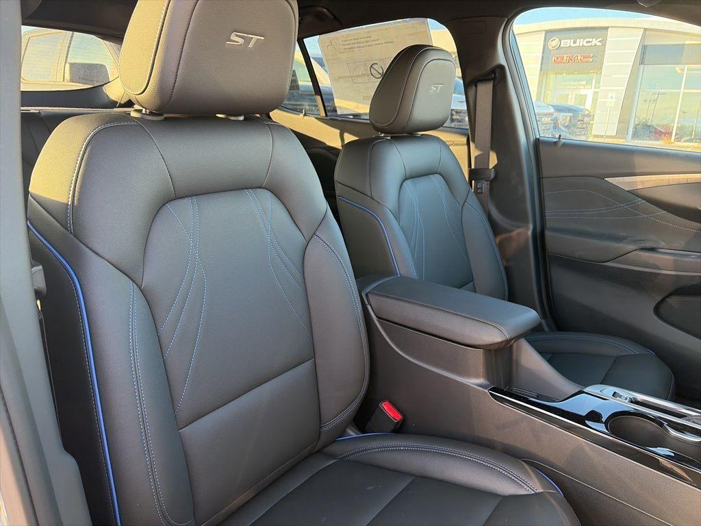 new 2026 Buick Envista car, priced at $29,690