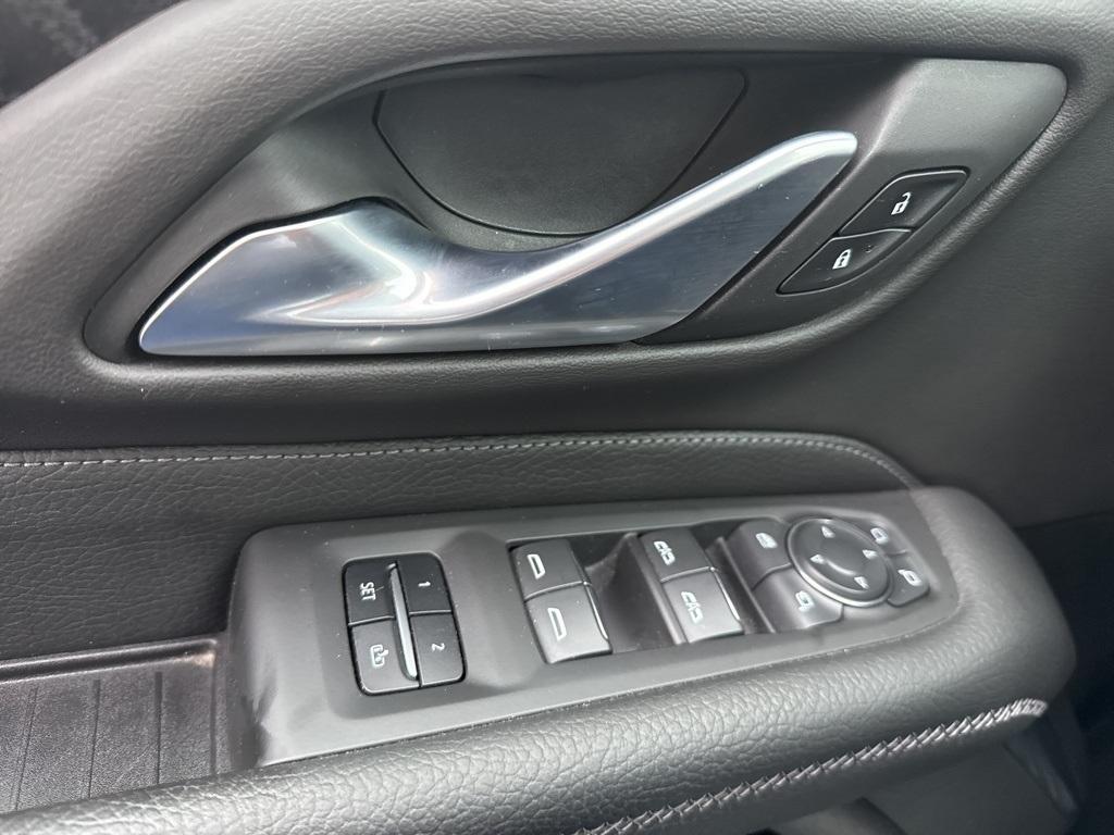 used 2022 GMC Yukon car, priced at $51,997