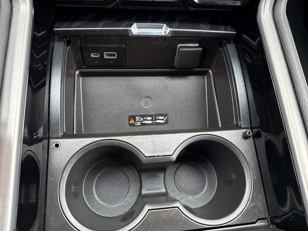 used 2022 GMC Yukon car, priced at $51,997