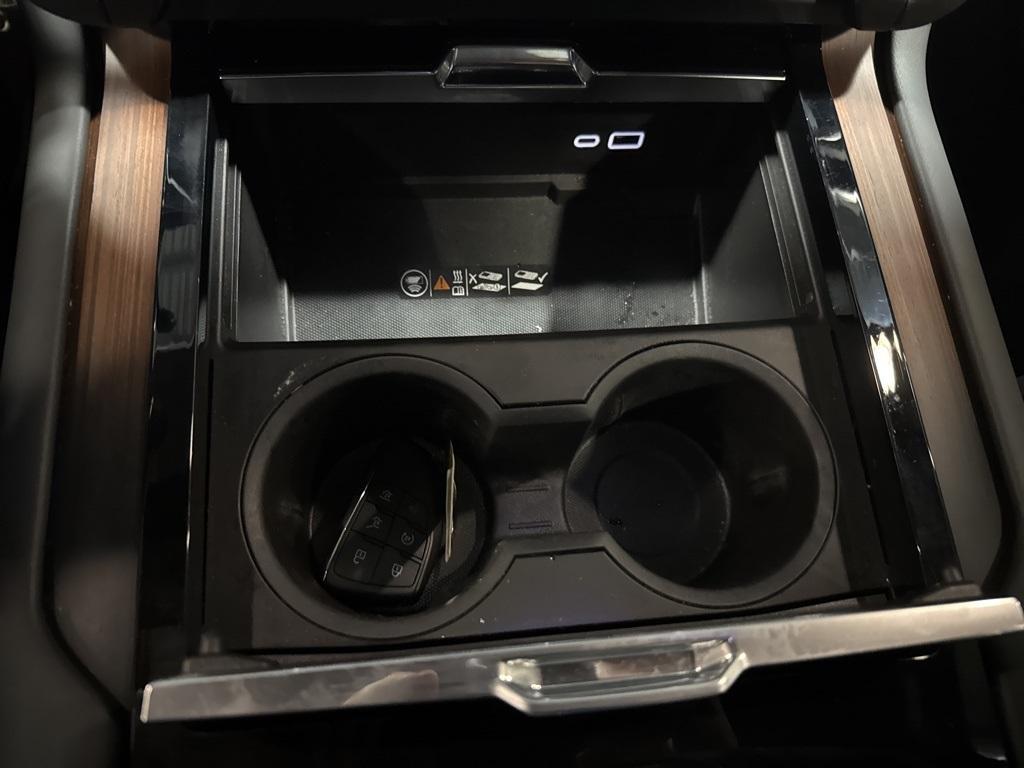 used 2025 GMC Yukon XL car, priced at $78,497