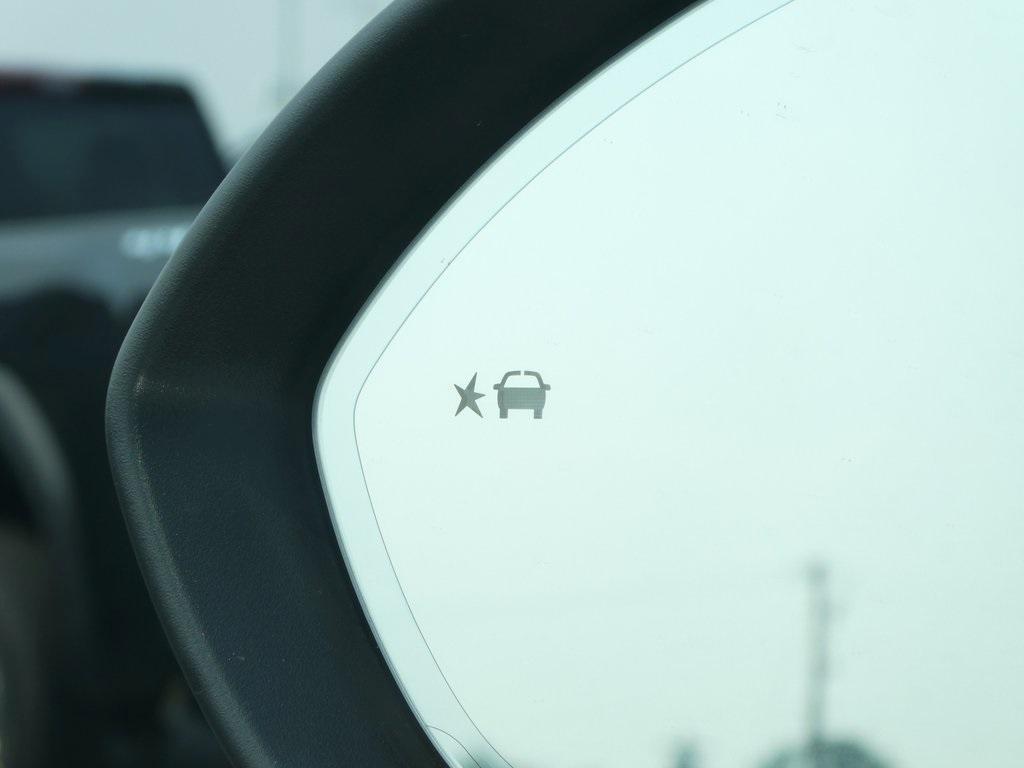 new 2025 Buick Envision car, priced at $40,973