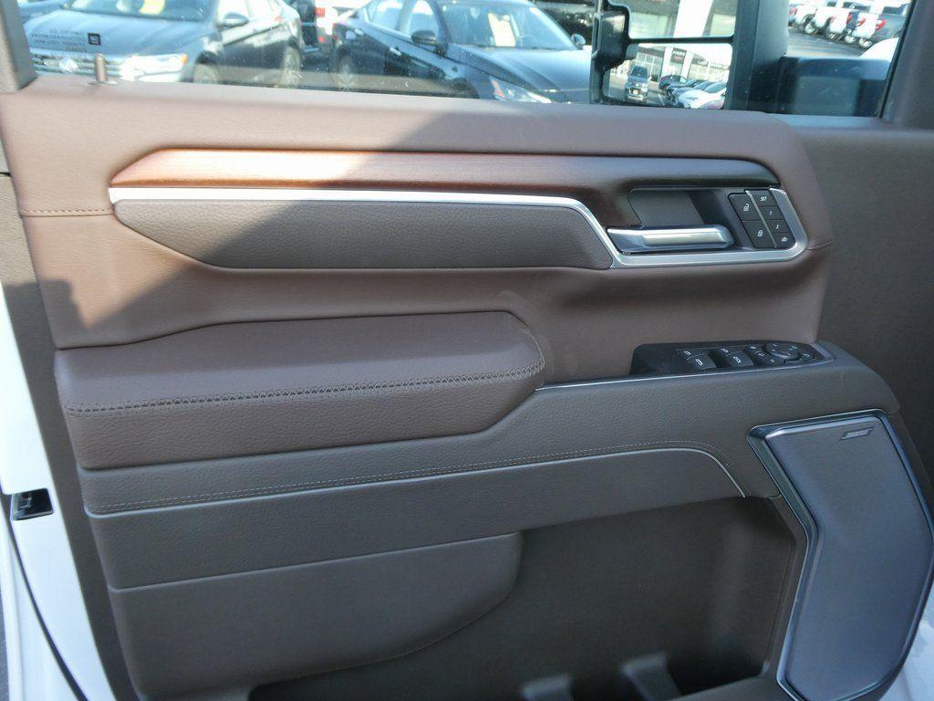 new 2026 GMC Sierra 2500 car, priced at $92,164