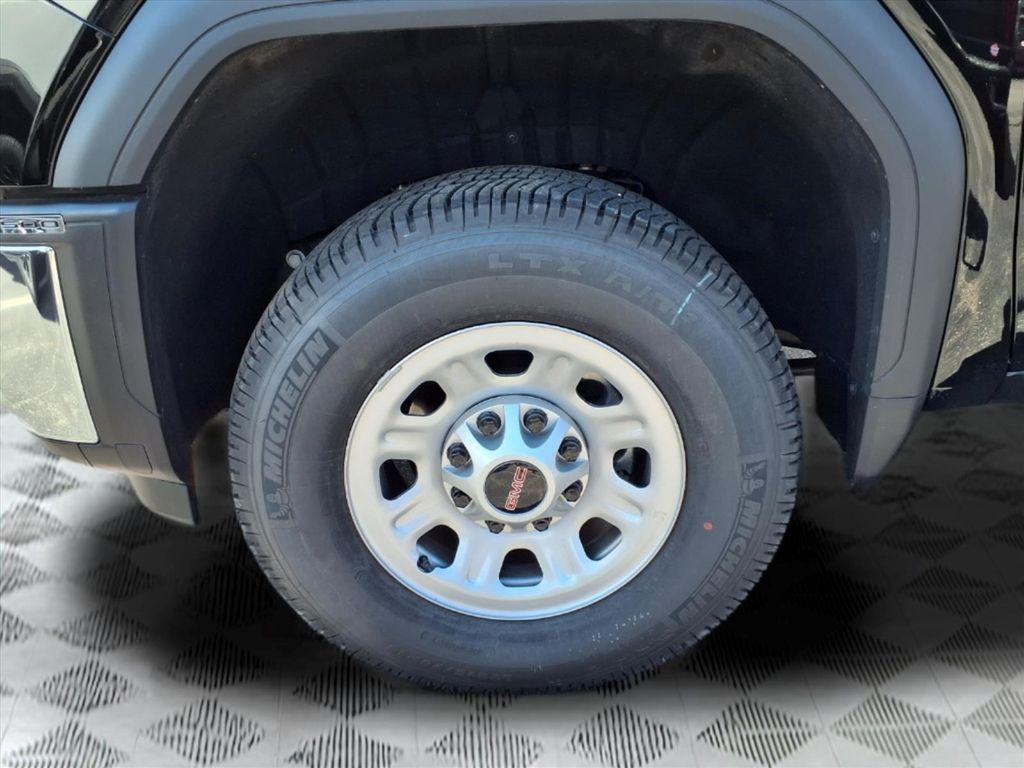 new 2025 GMC Sierra 2500 car, priced at $52,196