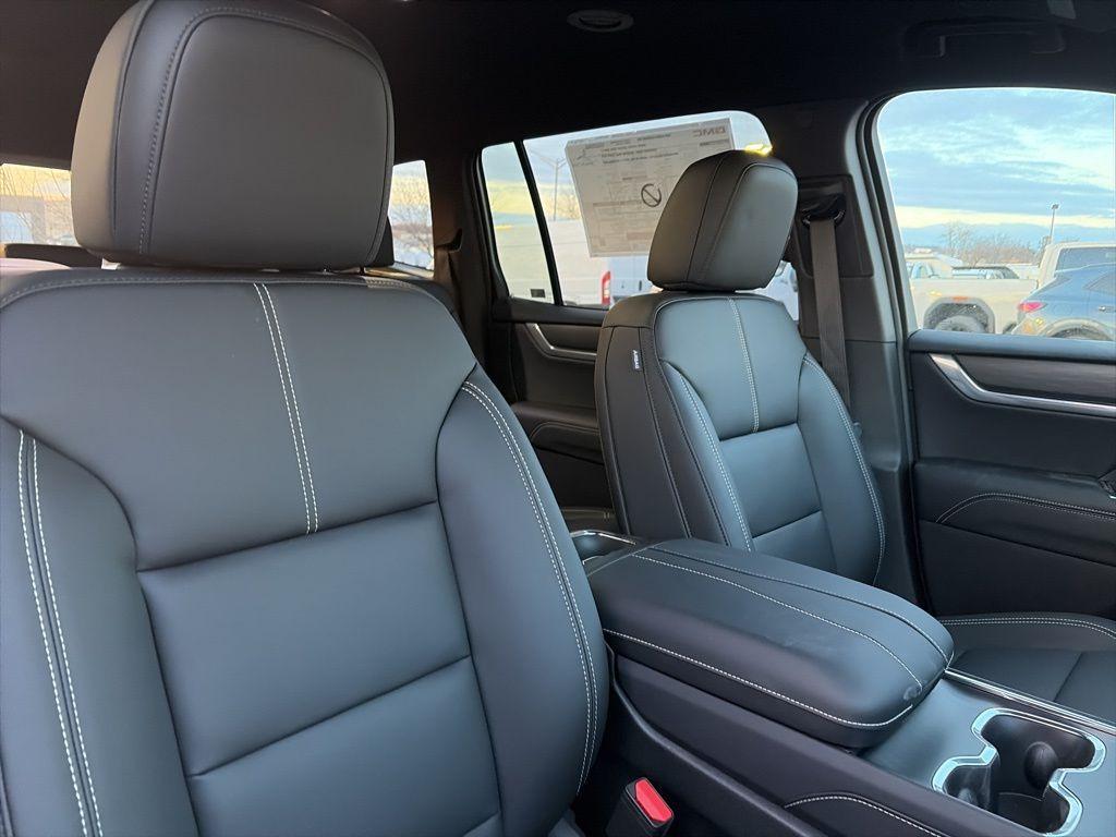 new 2026 GMC Acadia car, priced at $53,538