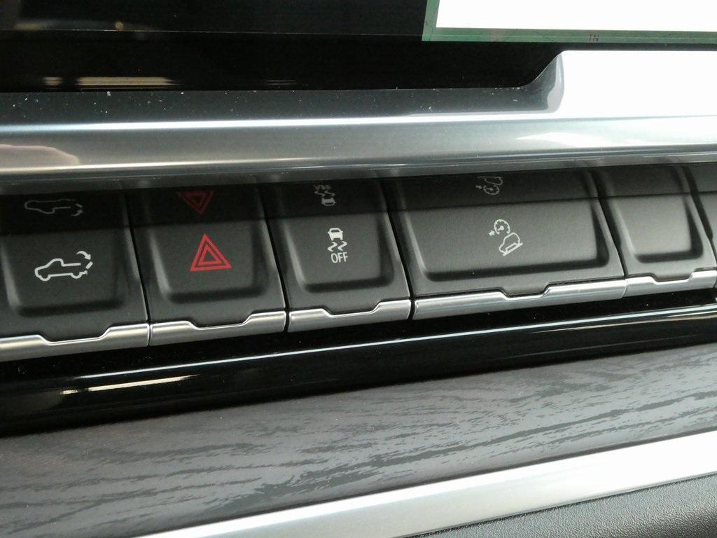 new 2025 GMC Sierra 2500 car, priced at $80,967