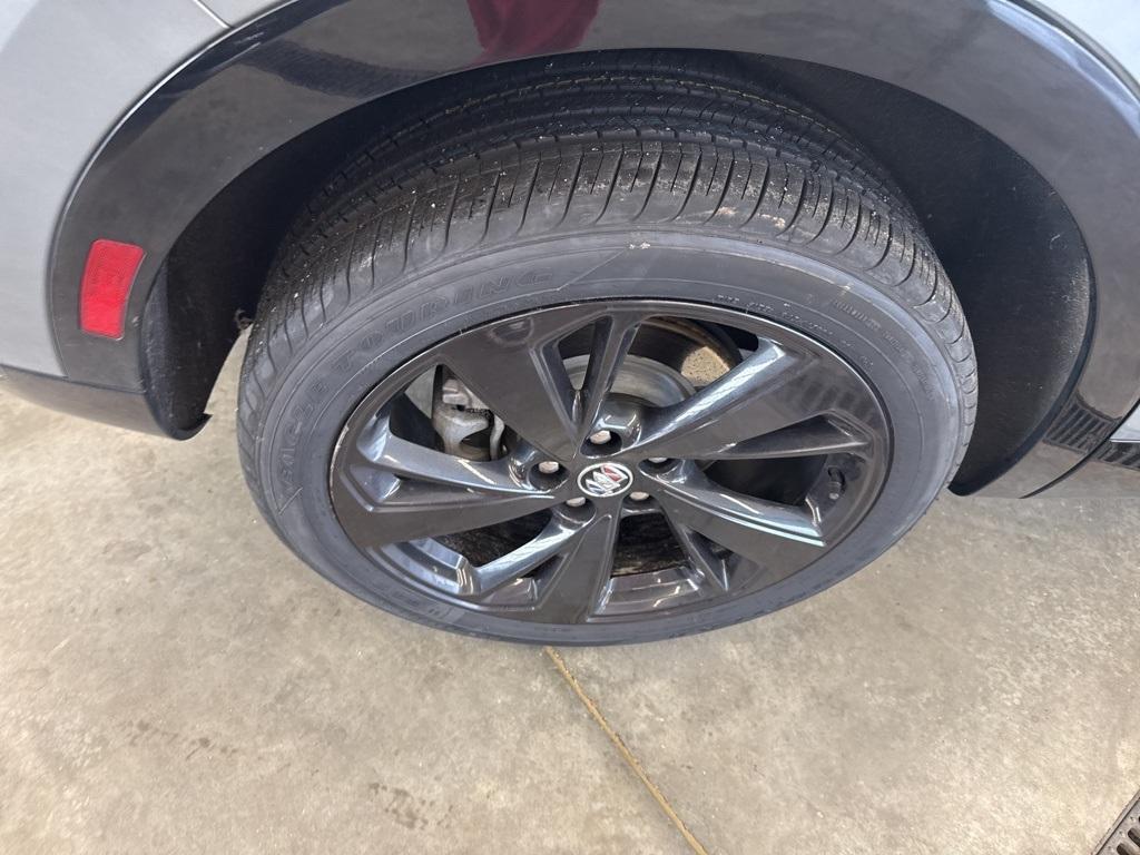 used 2023 Buick Envision car, priced at $24,422