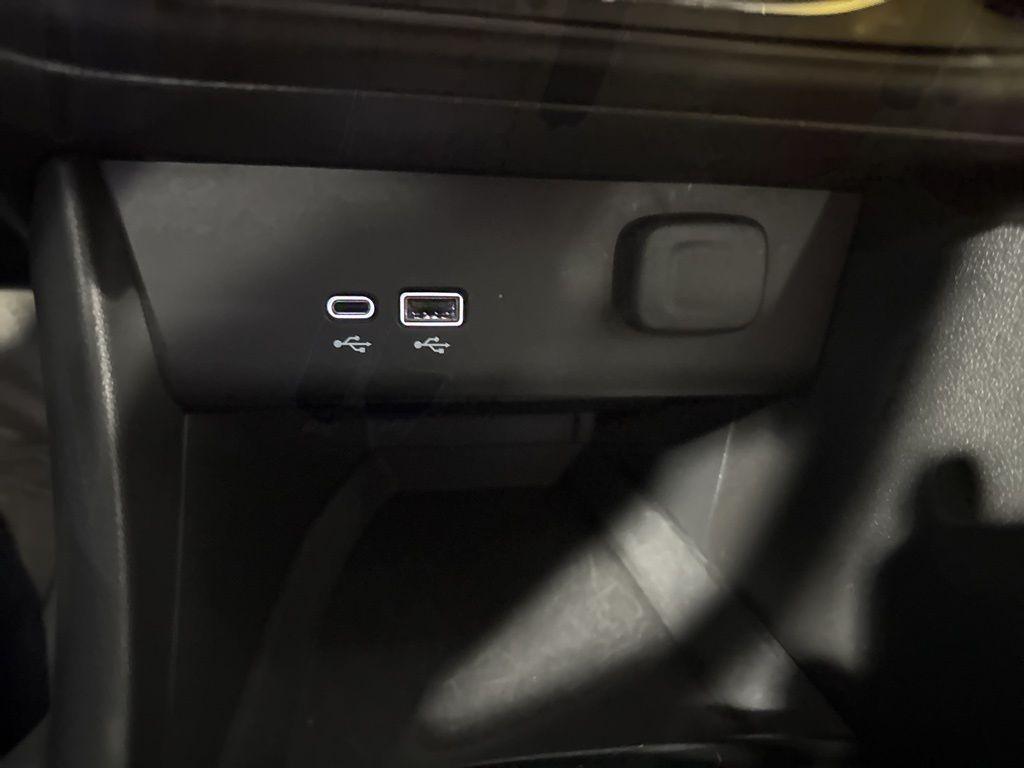 used 2025 Buick Encore GX car, priced at $21,689