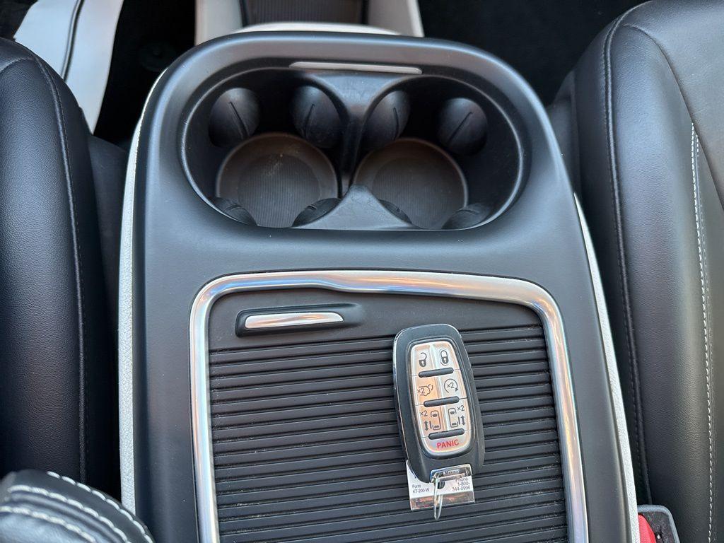 used 2024 Chrysler Pacifica car, priced at $26,739