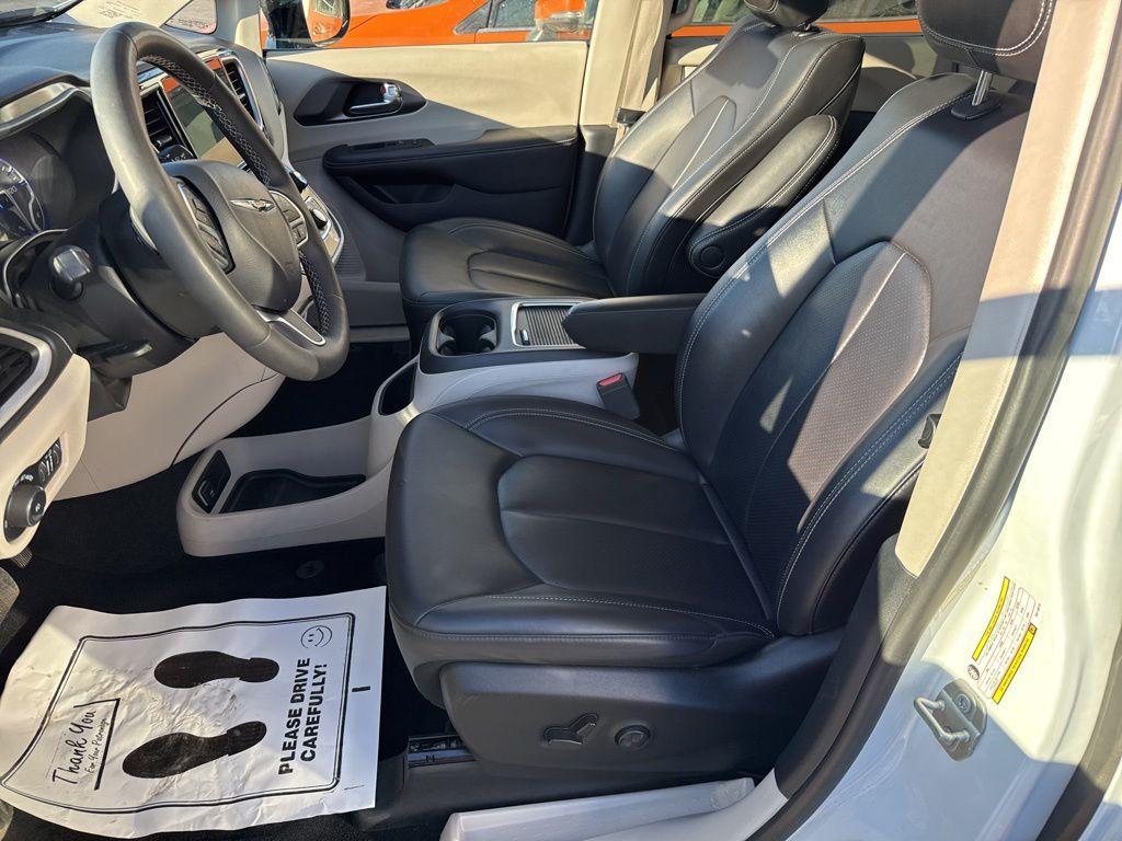 used 2024 Chrysler Pacifica car, priced at $26,739