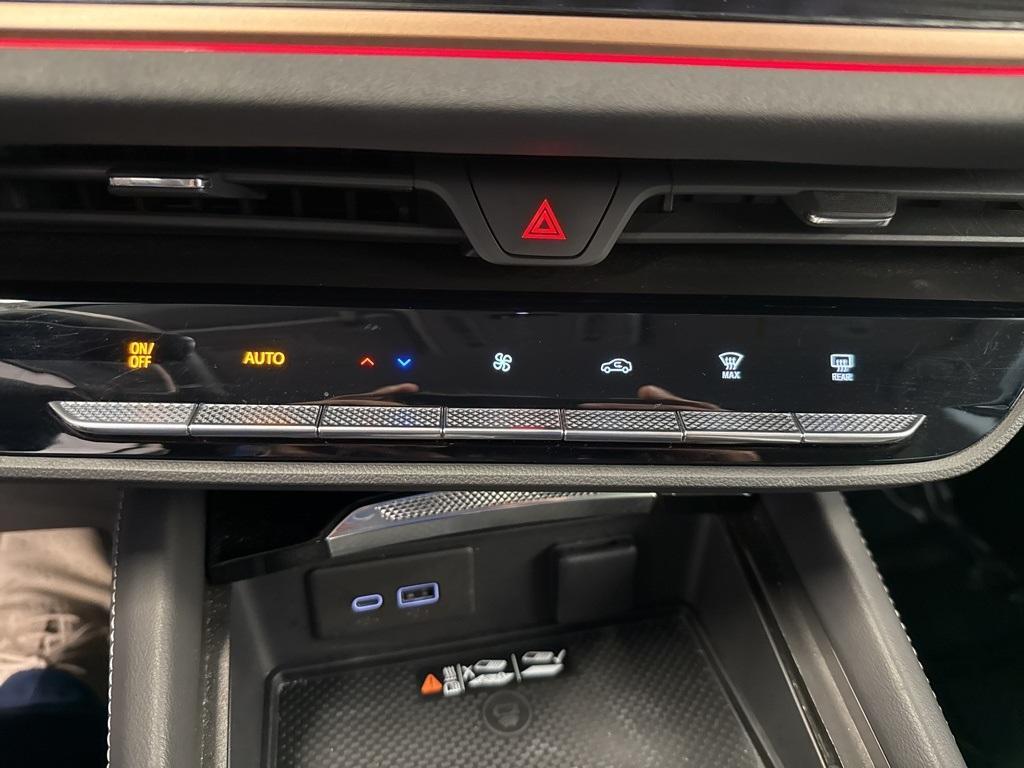 used 2025 Buick Envision car, priced at $30,000