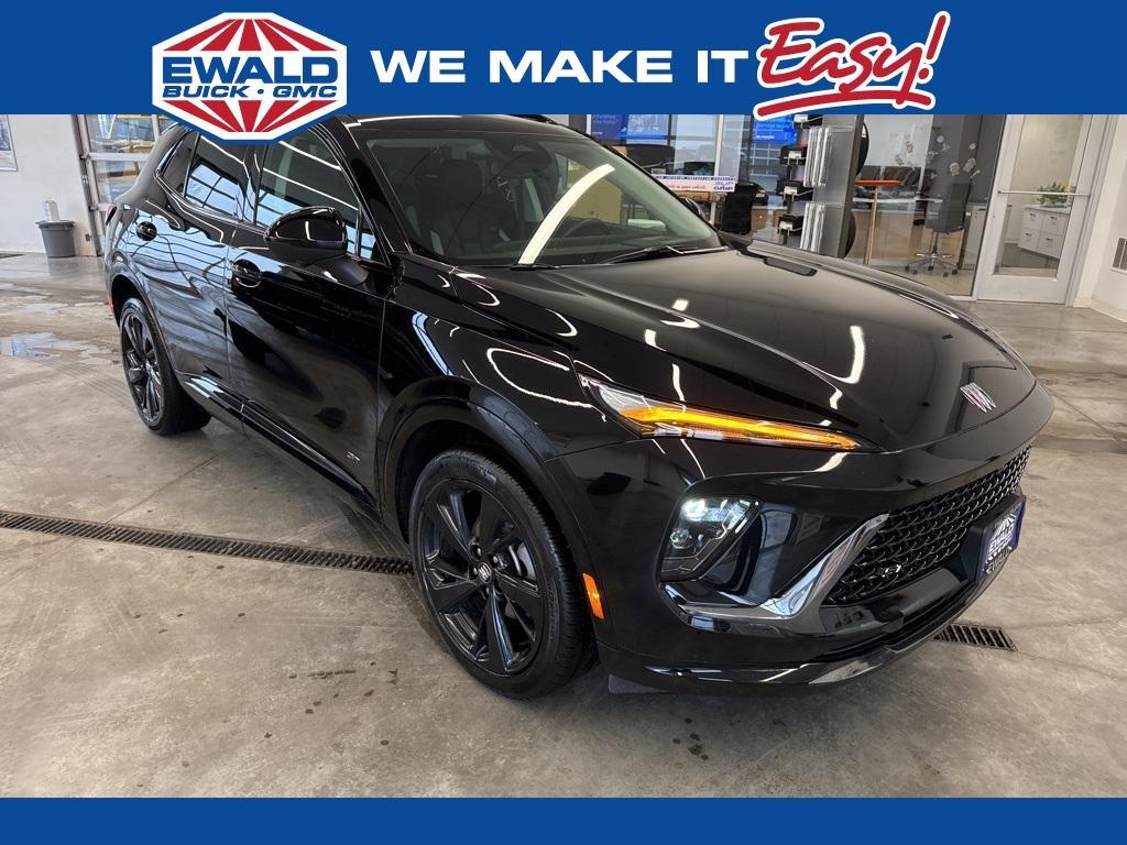 used 2025 Buick Envision car, priced at $30,000