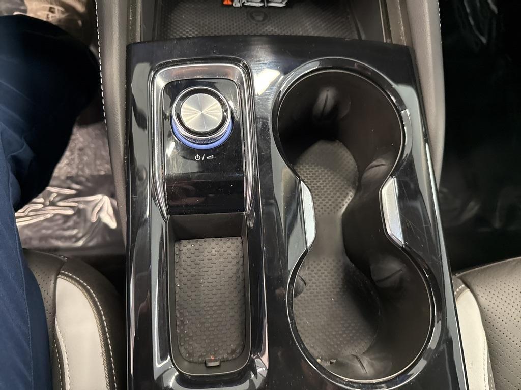 used 2025 Buick Envision car, priced at $30,000