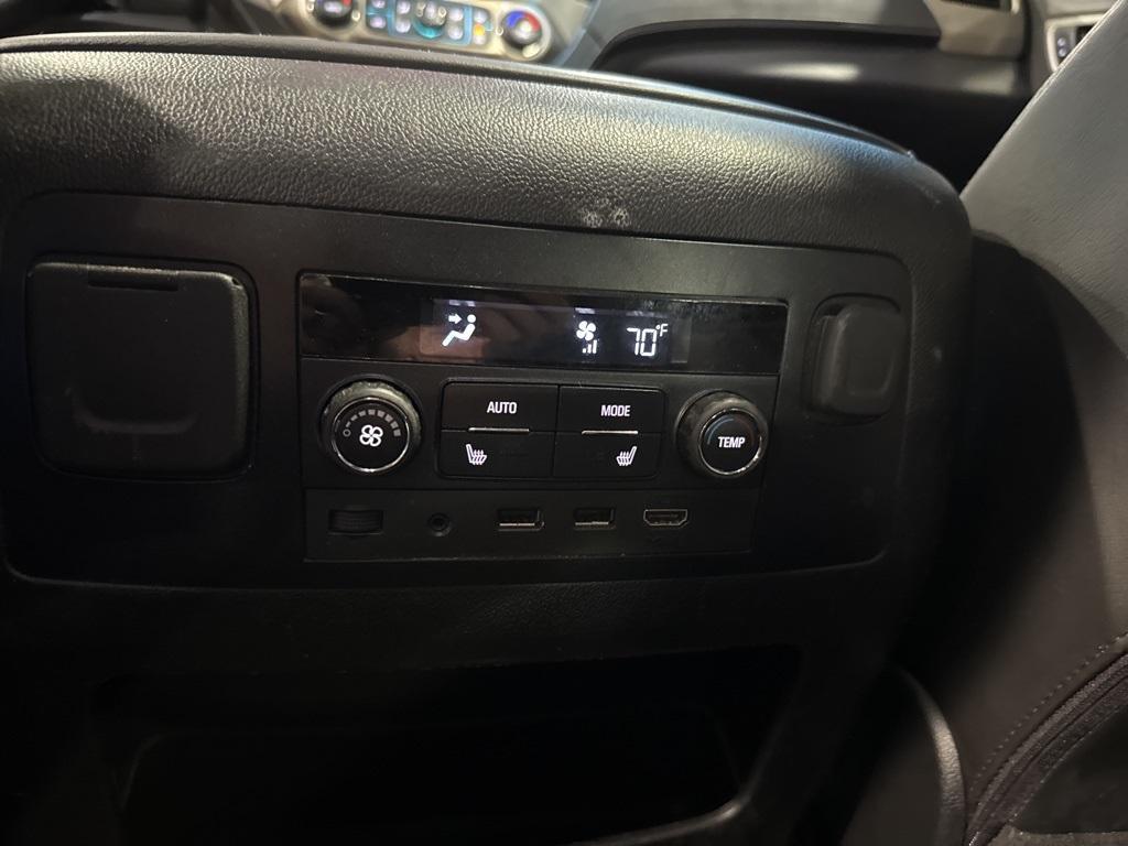 used 2018 GMC Yukon car, priced at $33,917