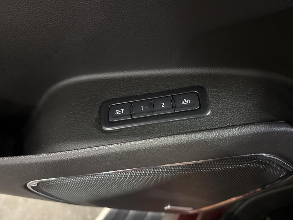 used 2018 GMC Yukon car, priced at $33,917