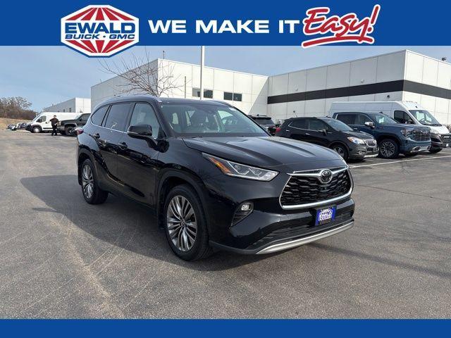 used 2020 Toyota Highlander car, priced at $30,936