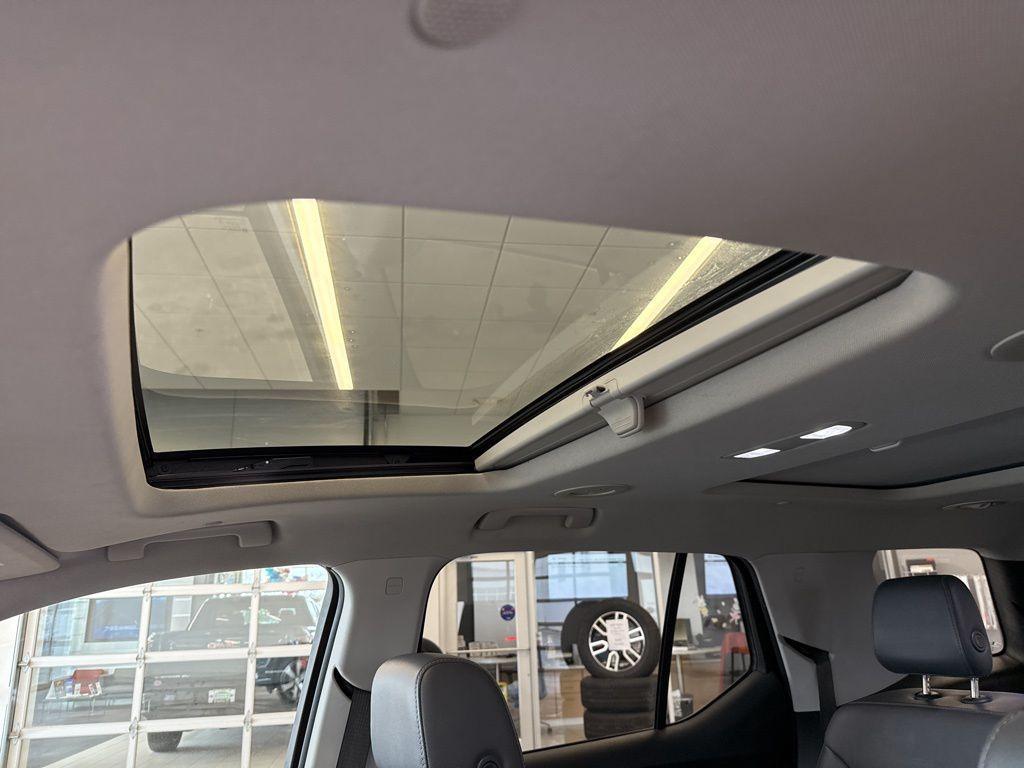 used 2018 Chevrolet Traverse car, priced at $19,997