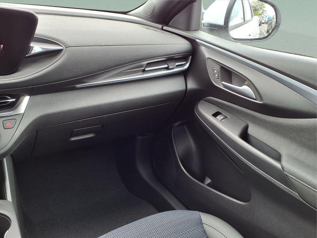 new 2026 Buick Envista car, priced at $25,914