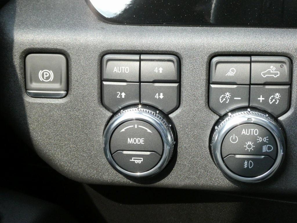 new 2025 GMC Sierra 1500 car, priced at $56,455