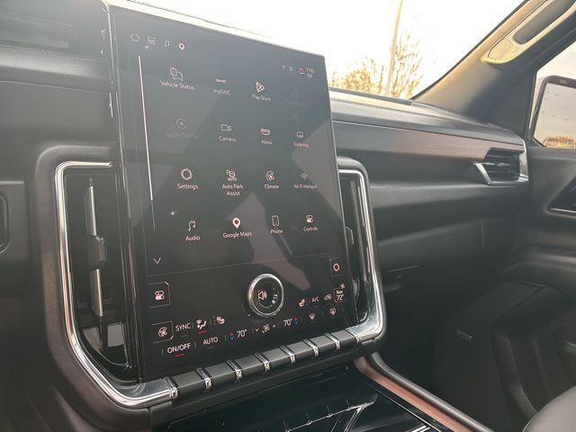 used 2025 GMC Yukon XL car, priced at $84,276