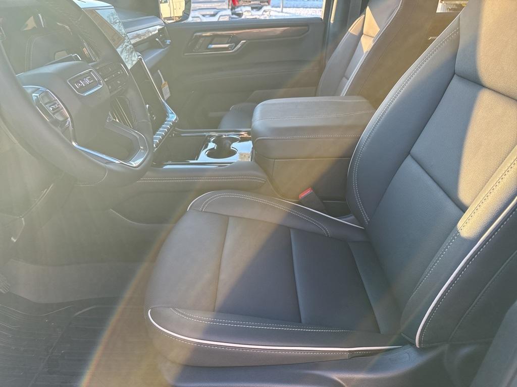 new 2026 GMC Yukon car, priced at $85,751