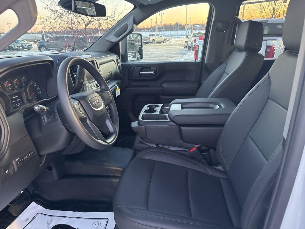 new 2025 GMC Sierra 3500 car, priced at $65,814