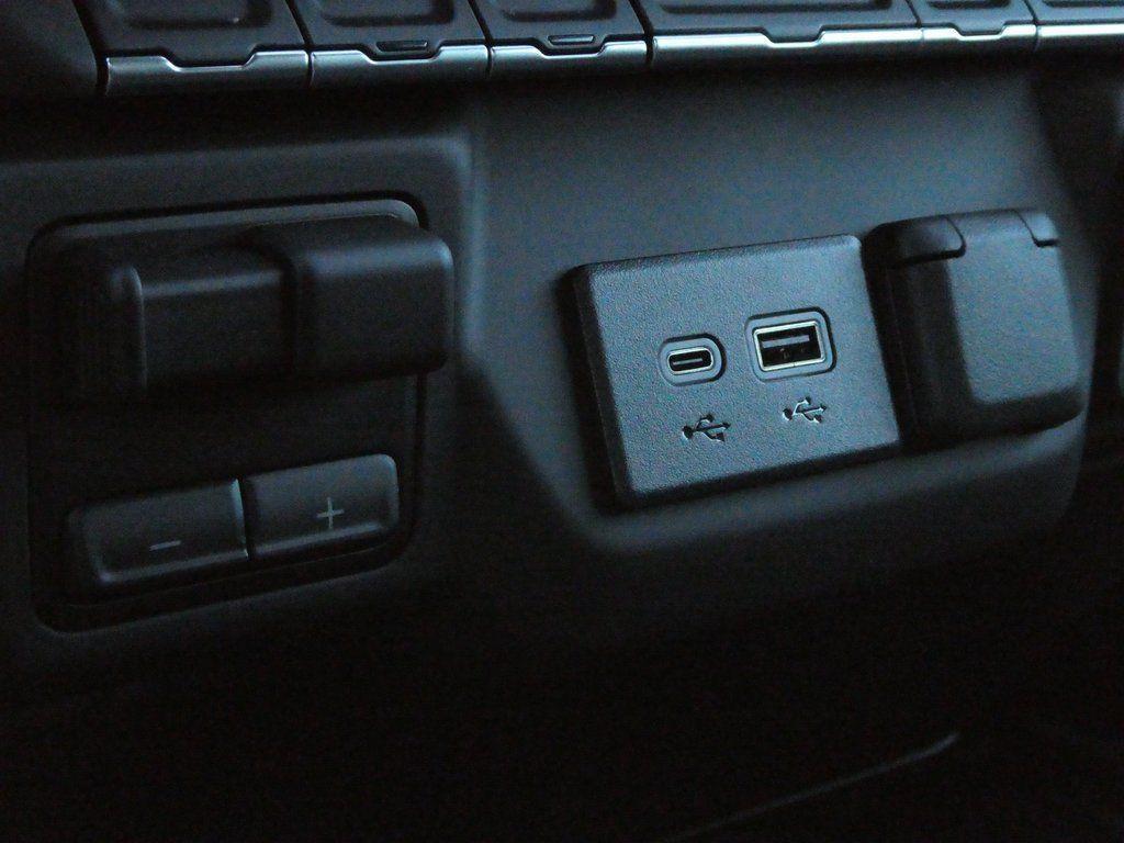 new 2025 GMC Sierra 3500 car, priced at $80,557