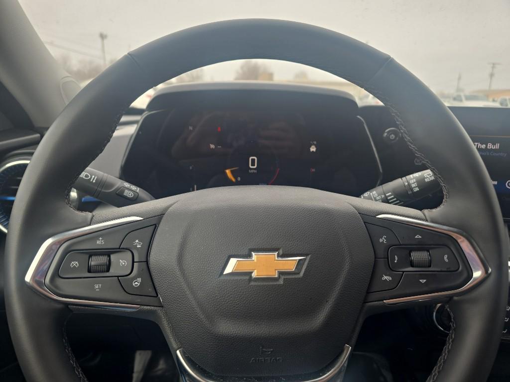 used 2025 Chevrolet Trax car, priced at $23,995