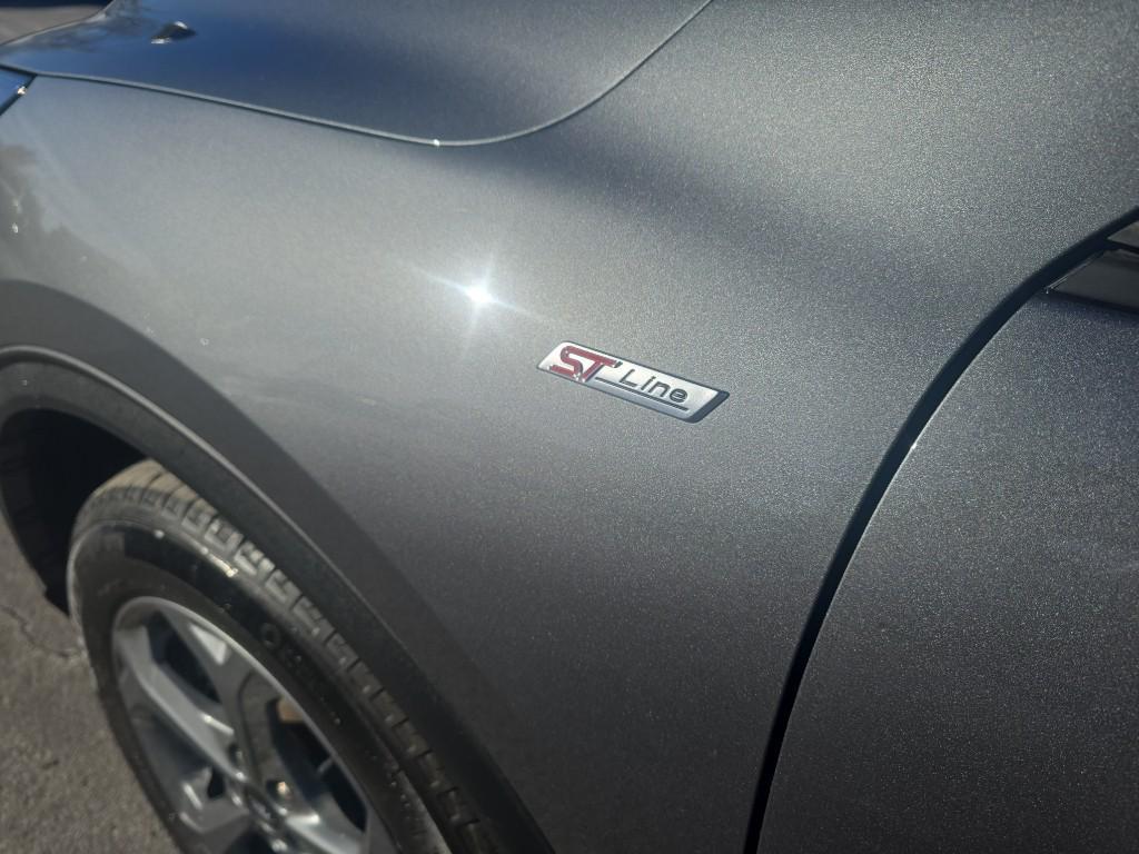 used 2025 Ford Escape car, priced at $24,995