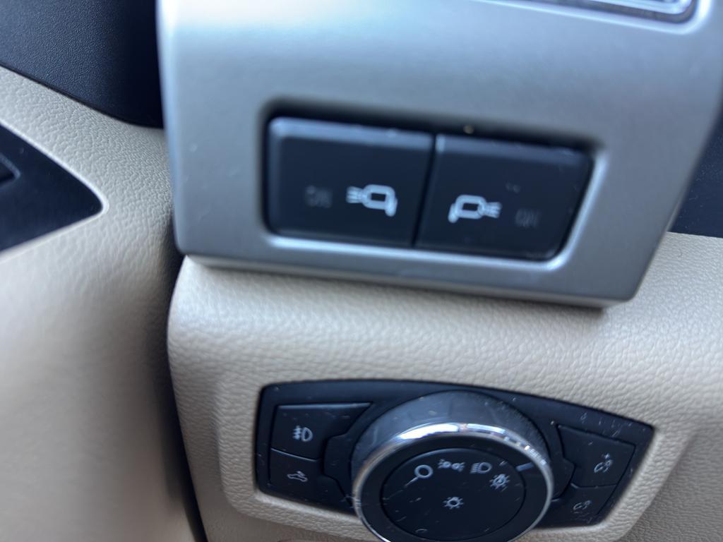 used 2020 Ford F-150 car, priced at $36,995