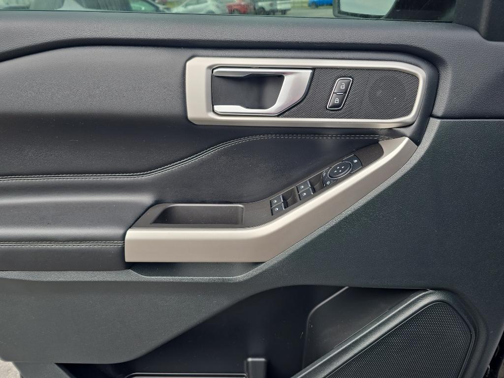 used 2024 Ford Explorer car, priced at $33,695