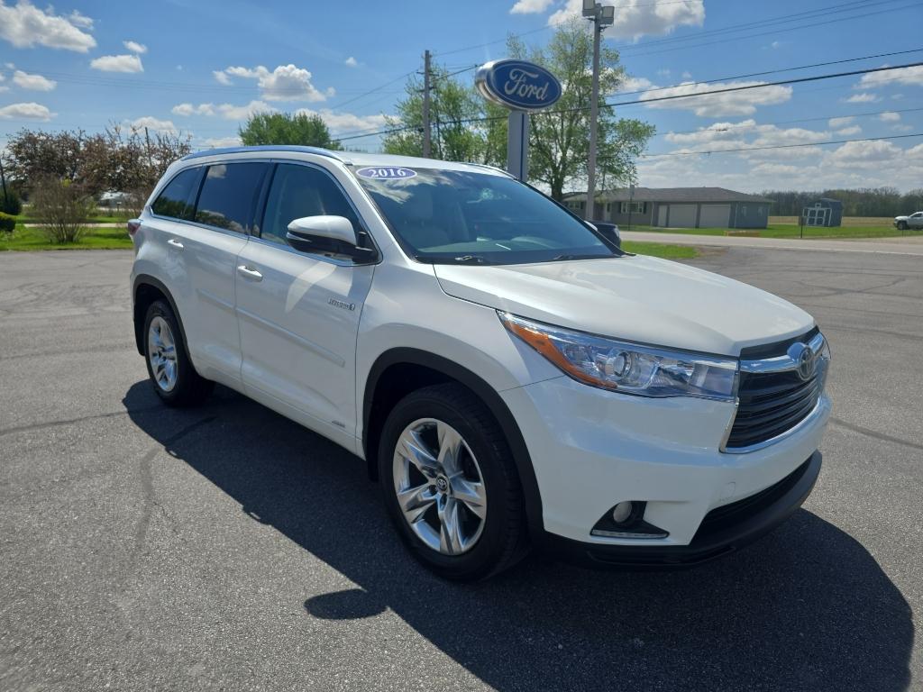 used 2016 Toyota Highlander Hybrid car, priced at $19,995