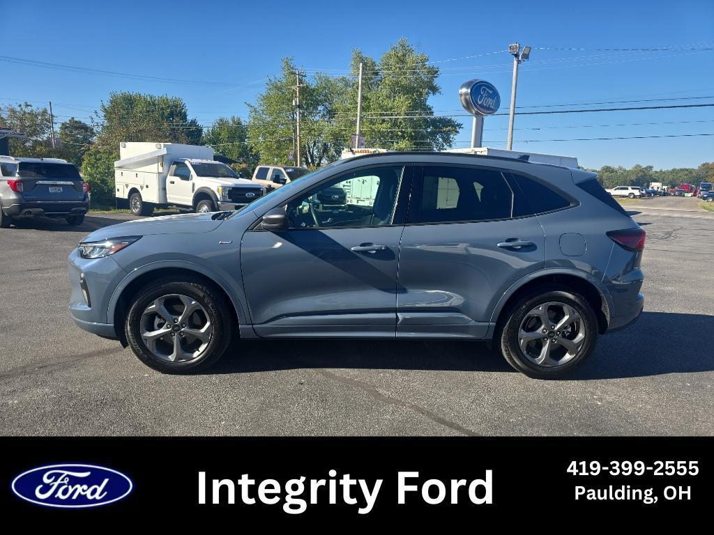 used 2024 Ford Escape car, priced at $25,995
