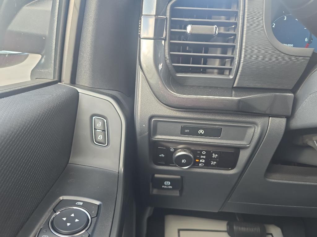 new 2025 Ford F-150 car, priced at $52,995